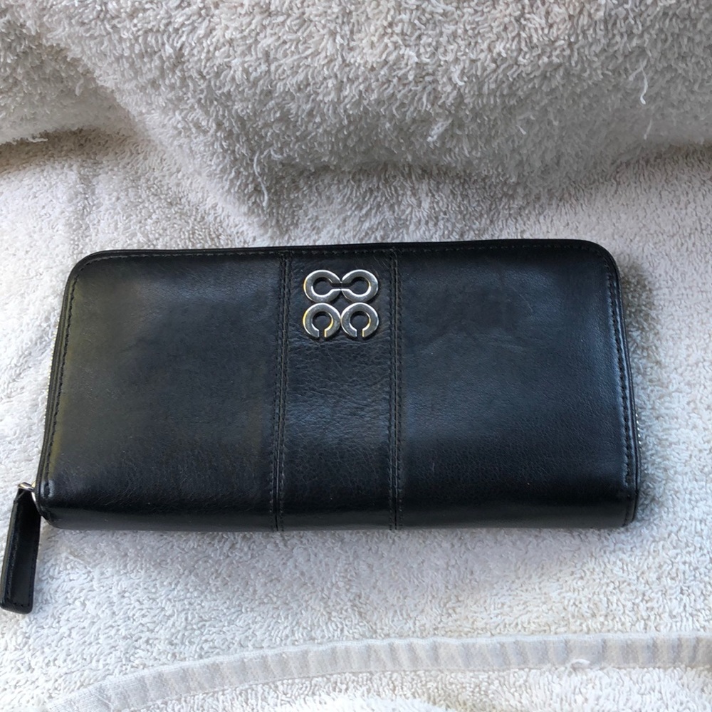 MOVING SALE NO HAGGLING WOMEN AUTHENTIC COACH 45336 BLACK LEATHER WALLET